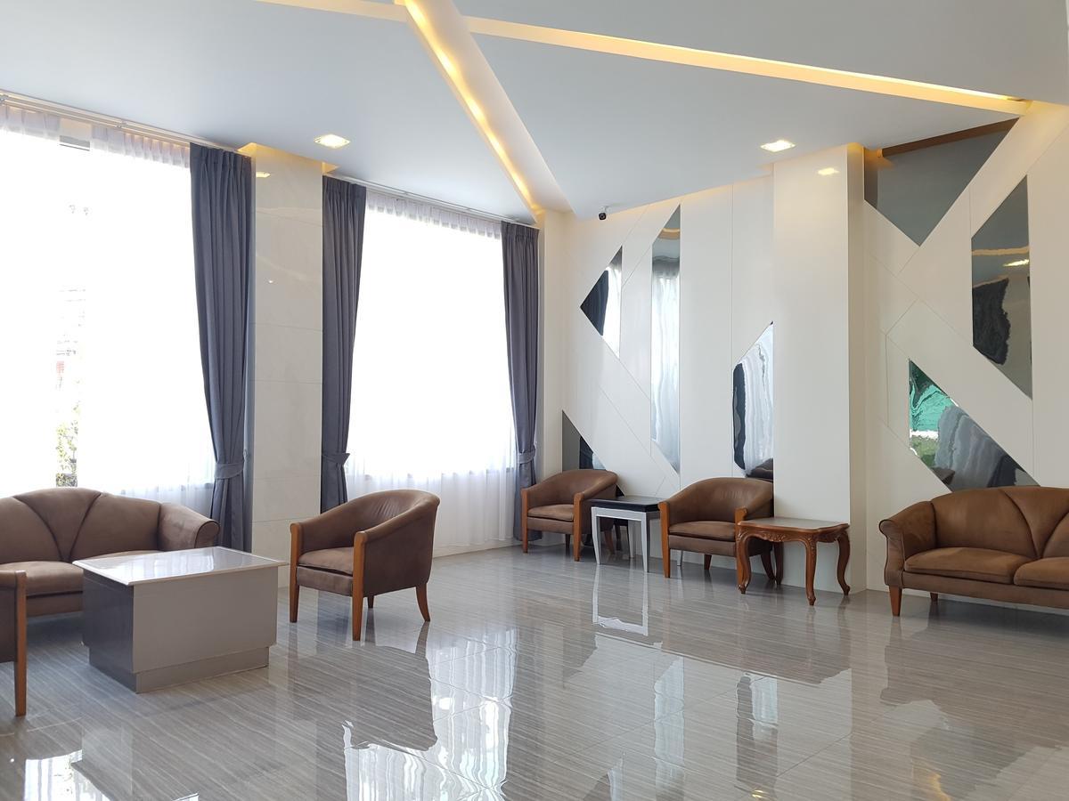 K.S.Pavilion Hotel Накхонратчасіма Екстер'єр фото